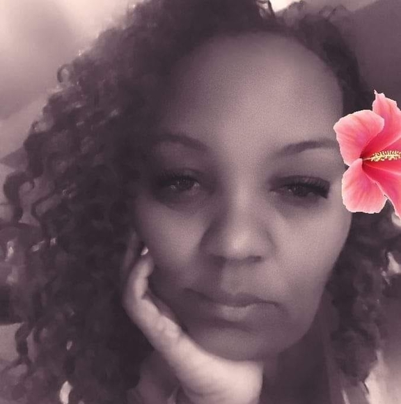 Meet your Posher, Marshann - Picture 1 of 1